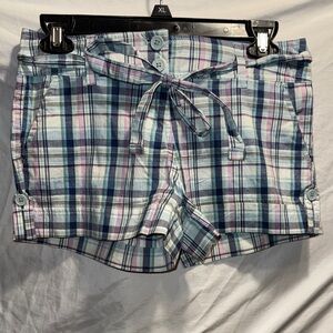 579 Plaid Juniors Cargo Shorts with Tie Front